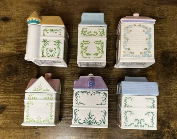 Lenox Spice Village 6 Pc Spice Jar Set #2 - Image 5