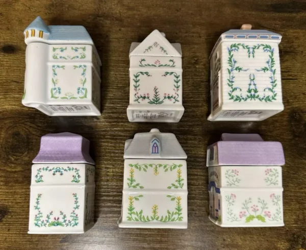 Lenox Spice Village 6 Pc Spice Jar Set #3 - Image 6